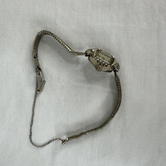 Bulova Women's Vintage Watch, M6, 10k R.G.P. Bezel, Parts/Repair, Stainless Back - Picture 9 of 10